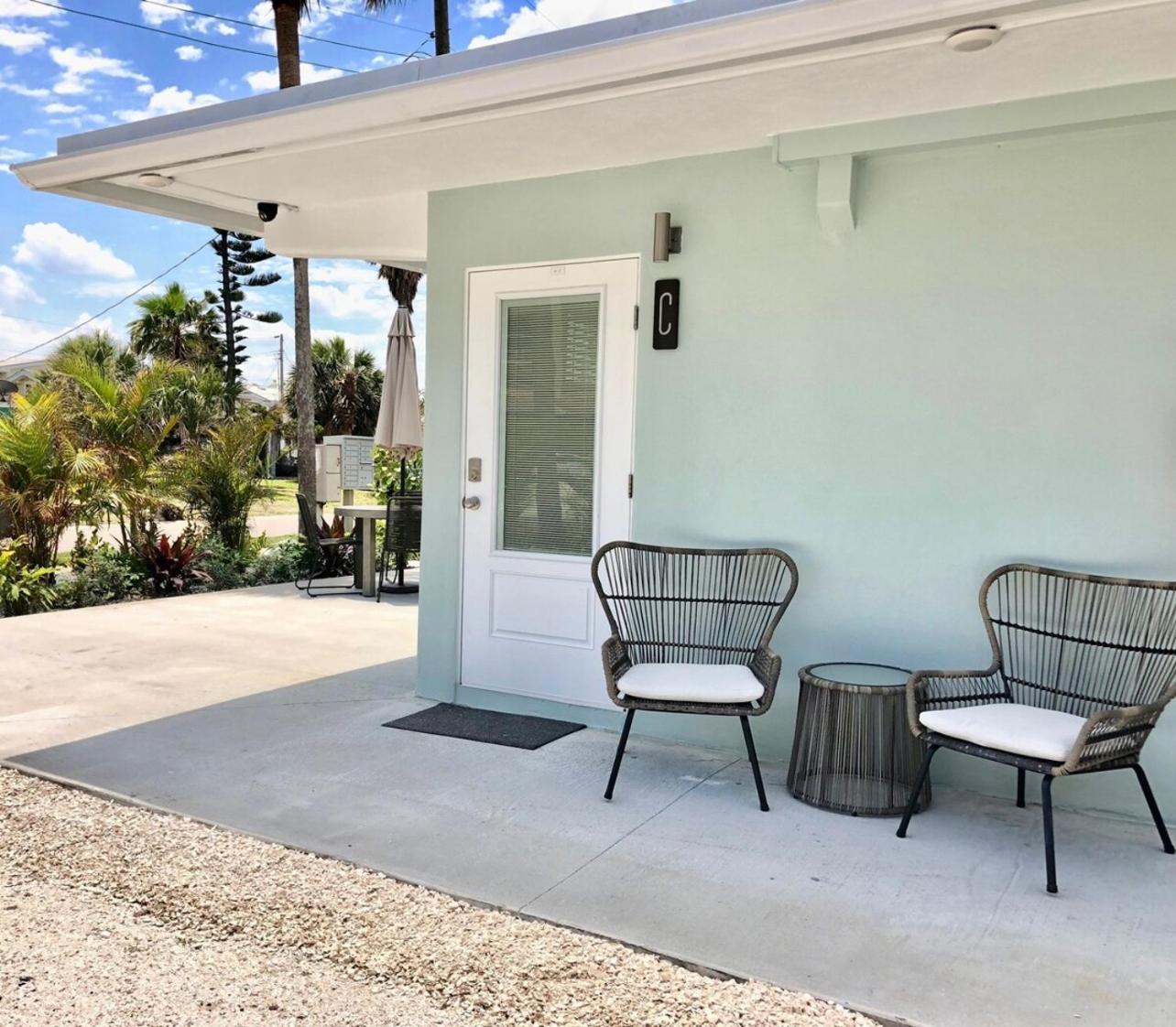 Boutique Vacation Rental Complex At Beach Какао-Бич Экстерьер фото