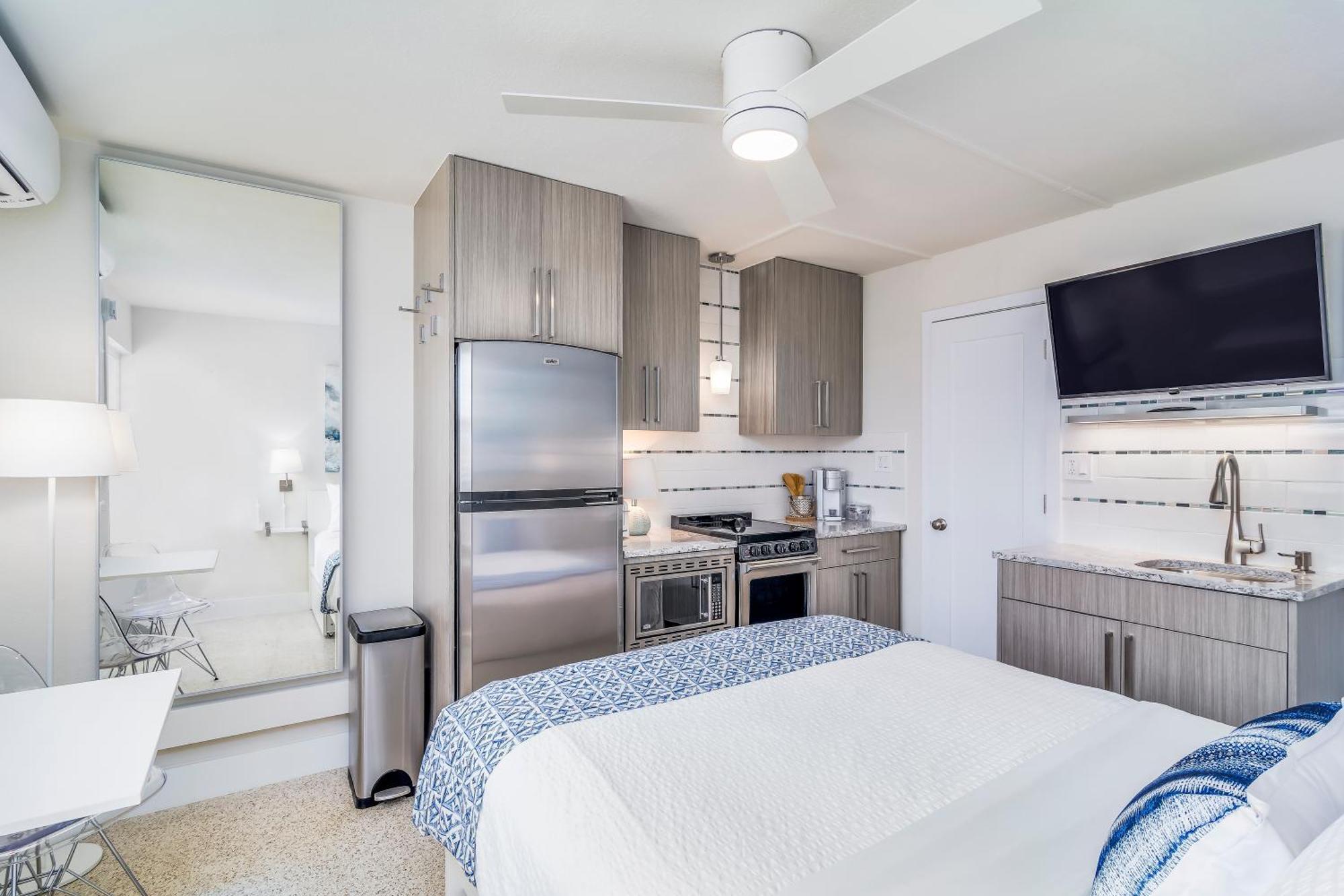 Boutique Vacation Rental Complex At Beach Какао-Бич Экстерьер фото